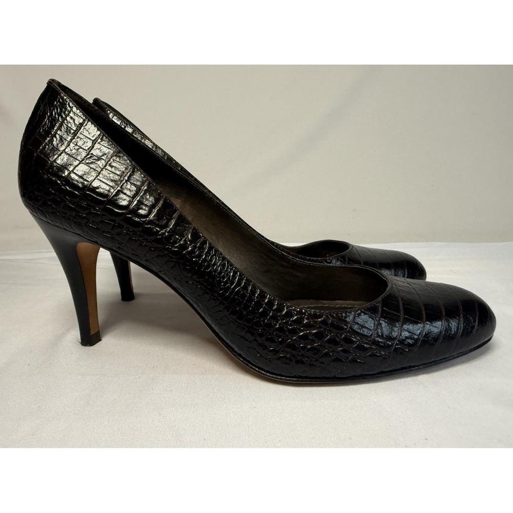 Ann Taylor Women's Black Leather Embossed Snake Print Round Toe Pumps 6.5M